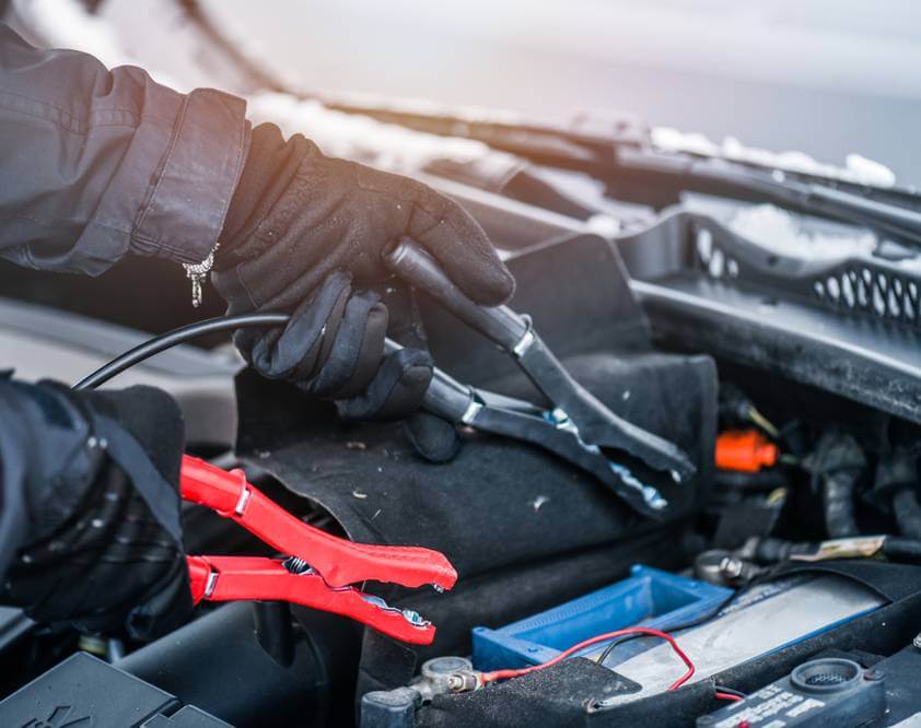 צריכים להחליף מצבר זה הרבה יותר פשוט ממה שנדמה לכם!